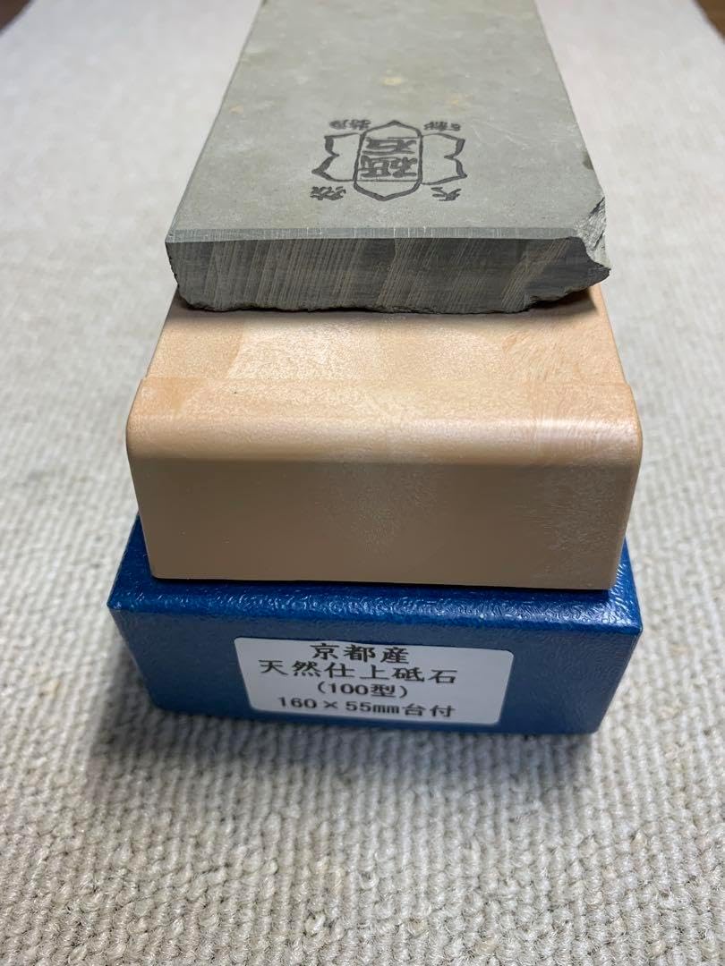 天然砥石(台付) 280 天然砥石 正本山 奥殿 巣板 仕上げ砥石 台付き